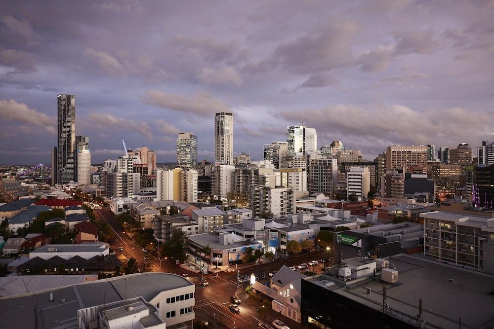 เดอะ จอห์นสัน บริสเบน - อาร์ต ซีรี่ส์ Hotel ภายนอก รูปภาพ